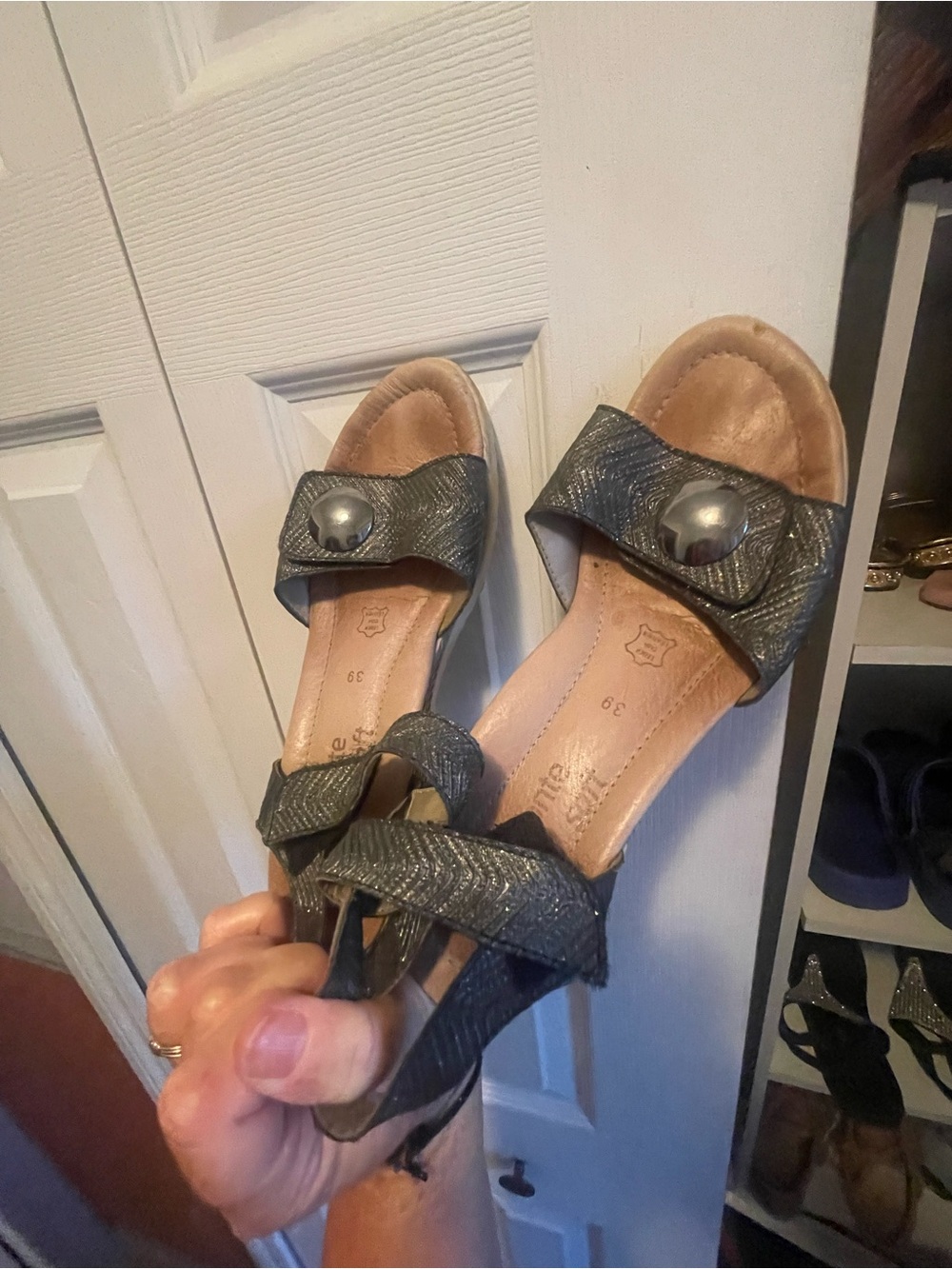 Women’s Black Metallic Slide Sandals with Decorative Button 39